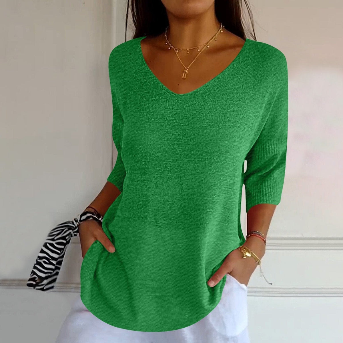 Noelia | Casual Lightweight V-Neck Sweater